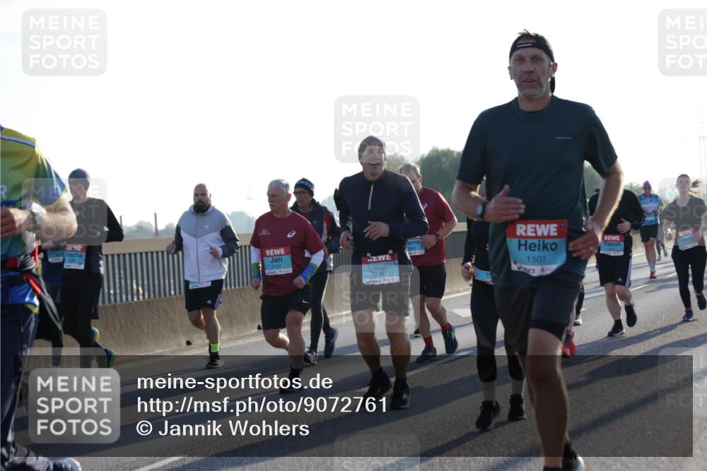 03.10.2025 - Köhlbrandbrückenlauf Jannik Wohlers http://msf.ph/oto/9072761 03.10.2025 09:18:17 Position 3 2134, 3750, 1501 meine-sportfotos.de