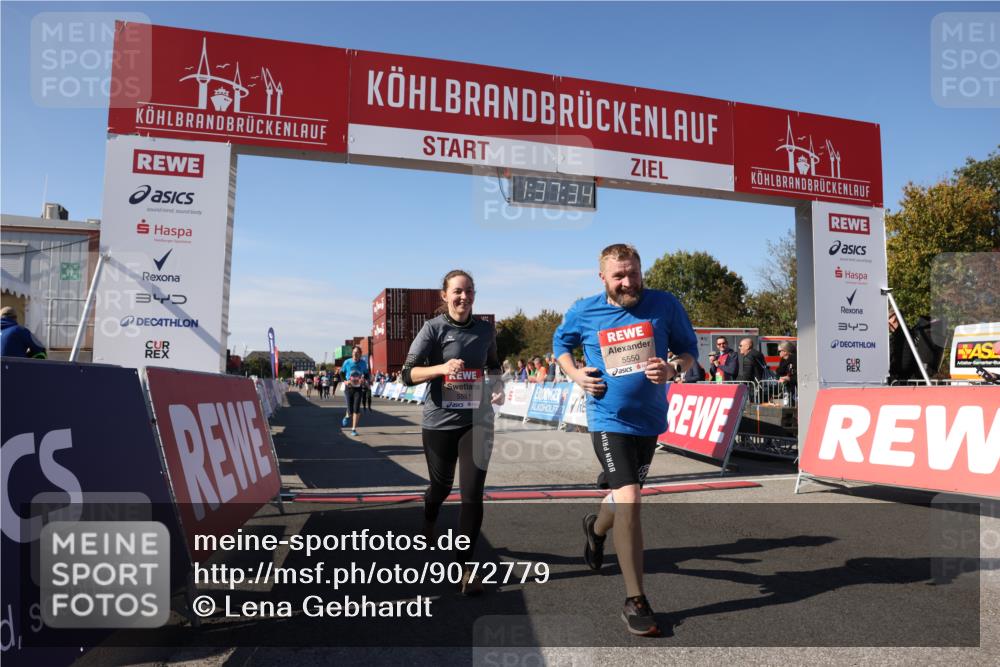03.10.2025 - Köhlbrandbrückenlauf Lena Gebhardt http://msf.ph/oto/9072779 03.10.2025 13:37:34 Ziel 4611, 4863, 5190, 5241, 5550, 5551, 5756, 6133, 6402 meine-sportfotos.de