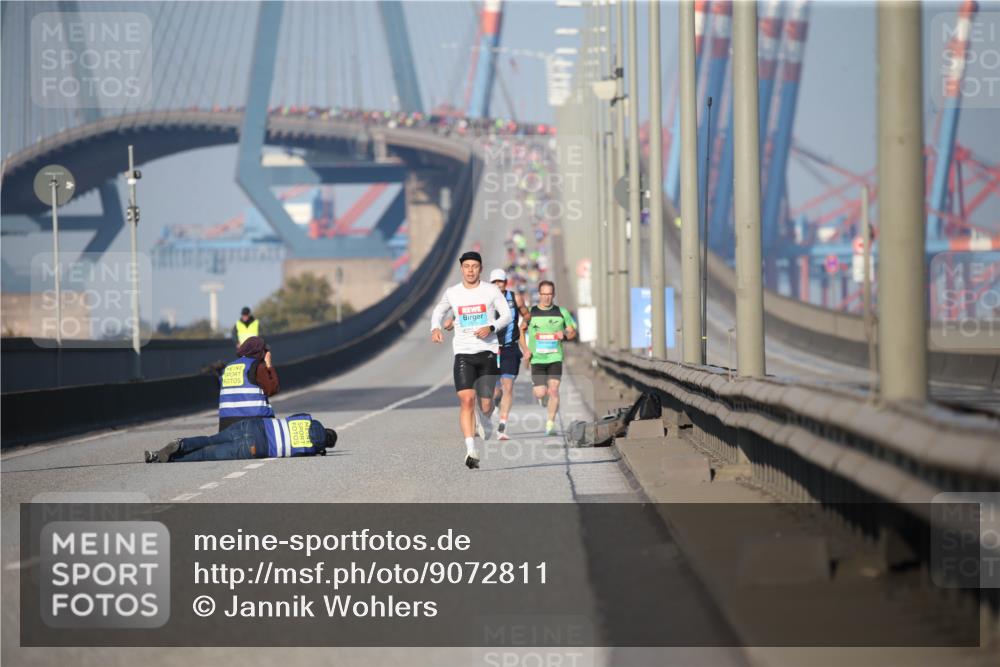 03.10.2025 - Köhlbrandbrückenlauf Jannik Wohlers http://msf.ph/oto/9072811 03.10.2025 09:38:18 Position 3  meine-sportfotos.de