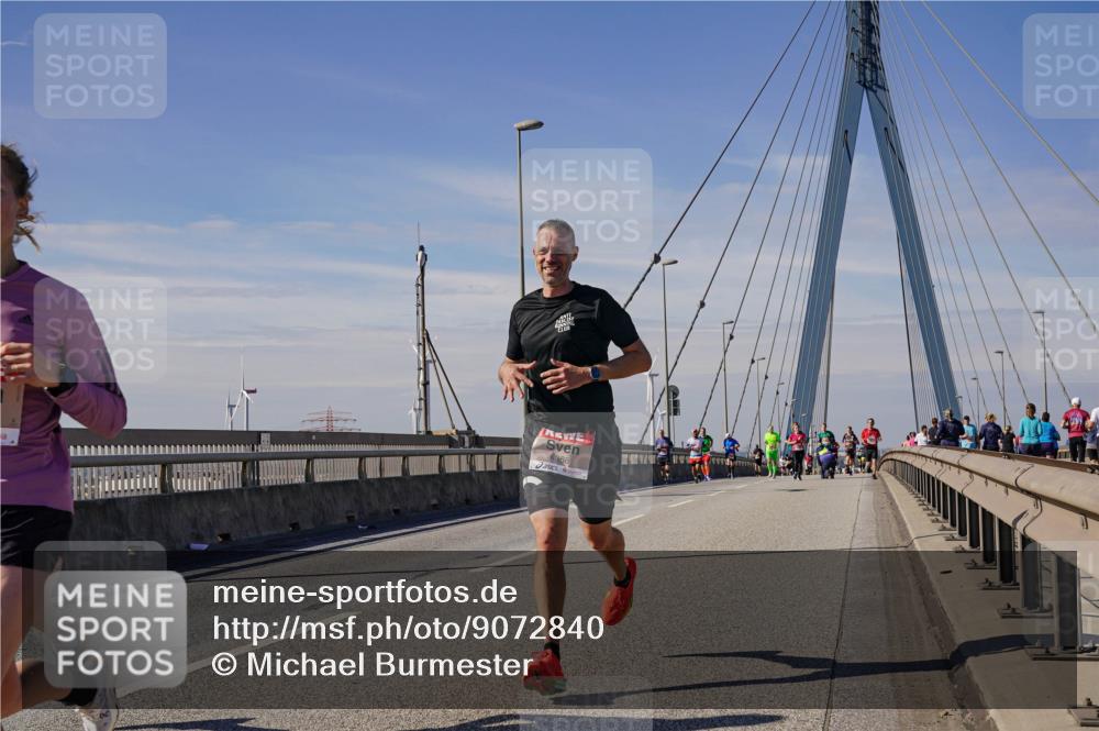 03.10.2025 - Köhlbrandbrückenlauf Michael Burmester http://msf.ph/oto/9072840 03.10.2025 12:38:11 Position 2  meine-sportfotos.de