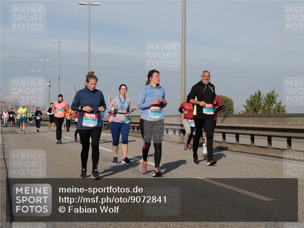 03.10.2025 - Köhlbrandbrückenlauf Fabian Wolf http://msf.ph/oto/9072841 03.10.2025 10:13:42 Position 3 2780, 2781, 3673 meine-sportfotos.de