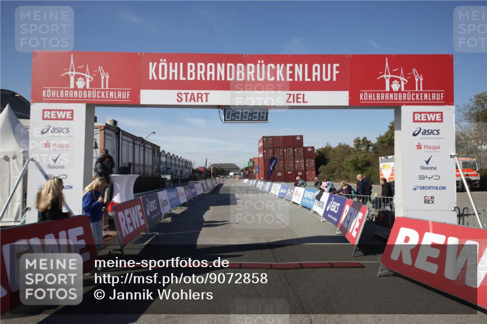03.10.2025 - Köhlbrandbrückenlauf Jannik Wohlers http://msf.ph/oto/9072858 03.10.2025 12:39:34 Ziel  meine-sportfotos.de
