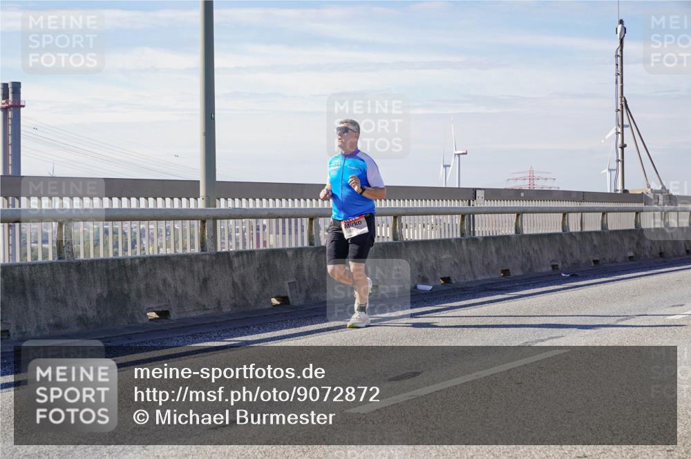 03.10.2025 - Köhlbrandbrückenlauf Michael Burmester http://msf.ph/oto/9072872 03.10.2025 12:38:17 Position 2  meine-sportfotos.de