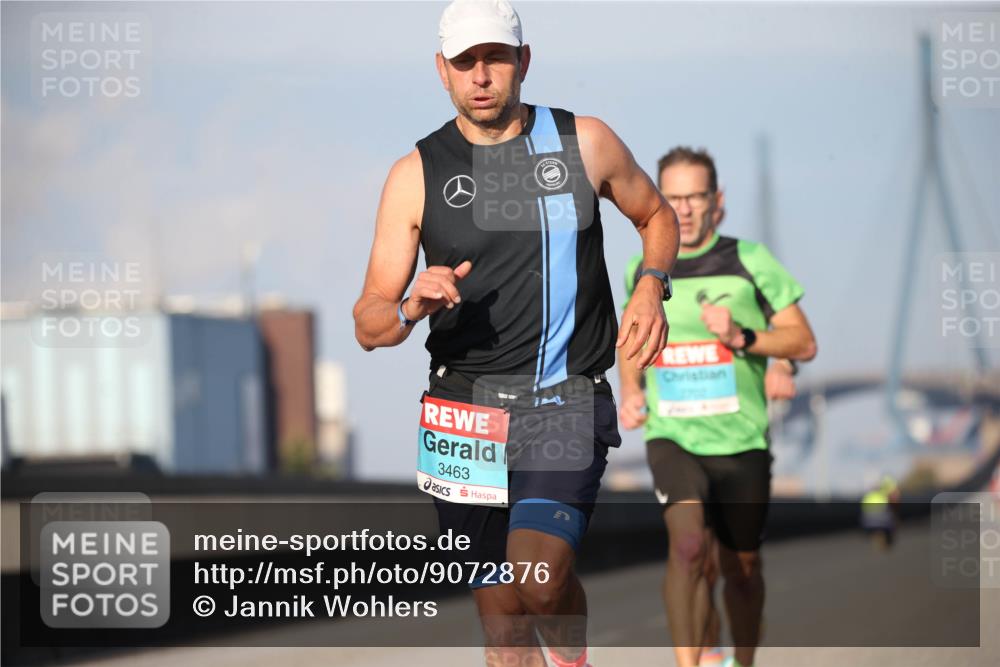 03.10.2025 - Köhlbrandbrückenlauf Jannik Wohlers http://msf.ph/oto/9072876 03.10.2025 09:38:43 Position 3 3463 meine-sportfotos.de
