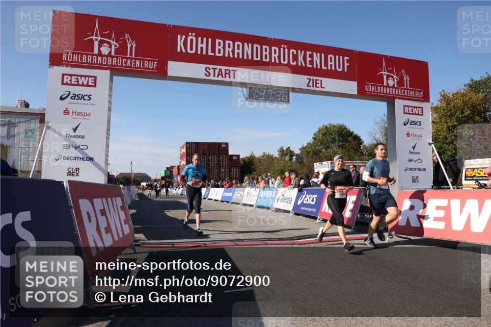 03.10.2025 - Köhlbrandbrückenlauf Lena Gebhardt http://msf.ph/oto/9072900 03.10.2025 13:37:37 Ziel 4611, 4863, 5201, 5384, 5550, 5551, 5756, 6133, 6402 meine-sportfotos.de