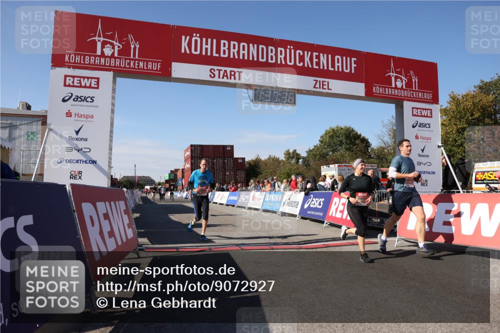 03.10.2025 - Köhlbrandbrückenlauf Lena Gebhardt http://msf.ph/oto/9072927 03.10.2025 13:37:37 Ziel 4611, 4863, 5201, 5384, 5550, 5551, 5756, 6133, 6402 meine-sportfotos.de