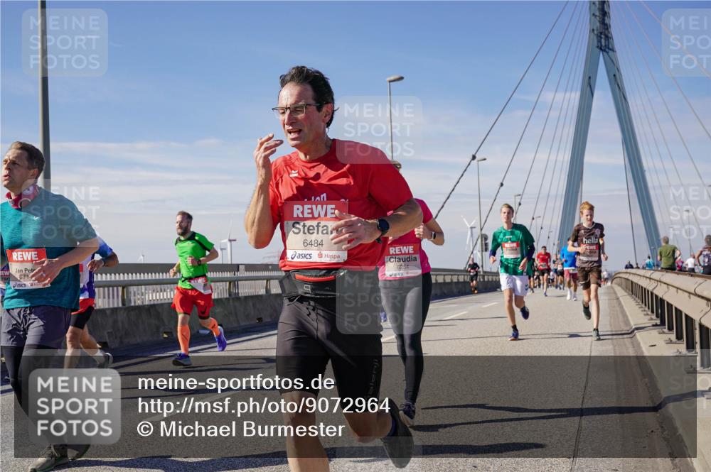 03.10.2025 - Köhlbrandbrückenlauf Michael Burmester http://msf.ph/oto/9072964 03.10.2025 12:38:23 Position 2 671, 6484, 6254 meine-sportfotos.de
