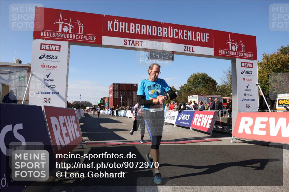 03.10.2025 - Köhlbrandbrückenlauf Lena Gebhardt http://msf.ph/oto/9072970 03.10.2025 13:37:39 Ziel 4611, 4863, 5201, 5384, 5550, 5551, 5756, 6133, 6402 meine-sportfotos.de