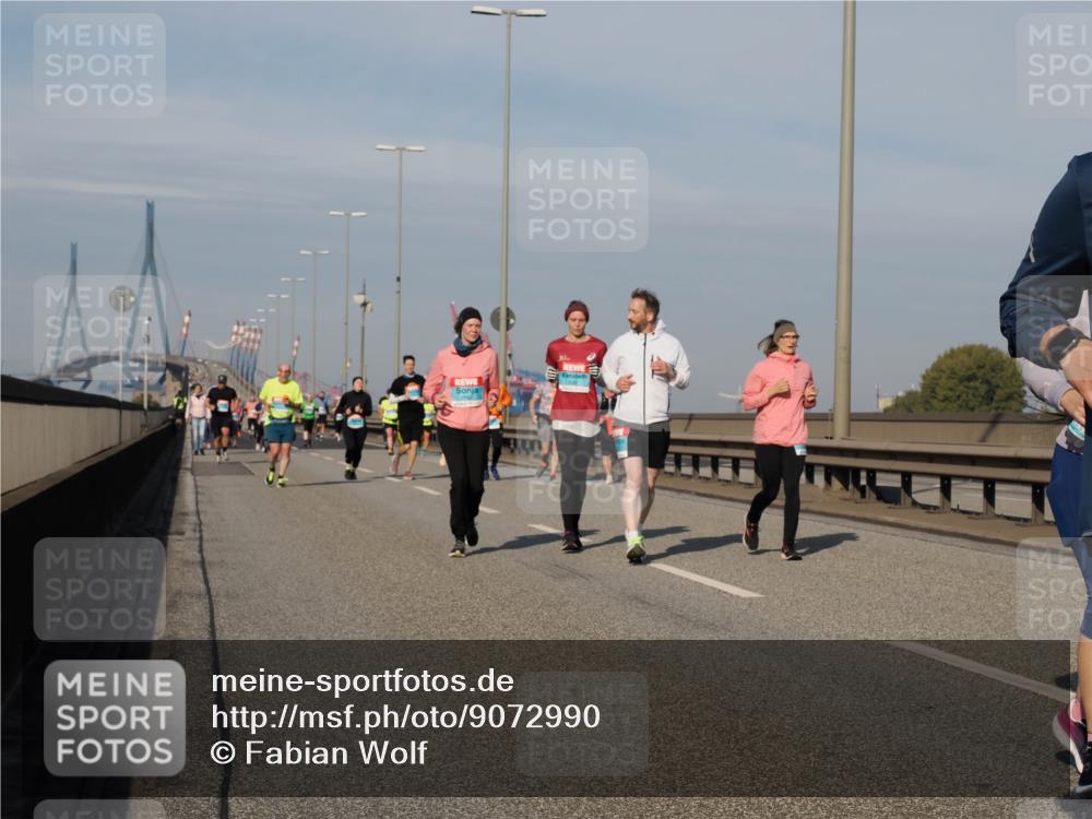 03.10.2025 - Köhlbrandbrückenlauf Fabian Wolf http://msf.ph/oto/9072990 03.10.2025 10:13:46 Position 3  meine-sportfotos.de