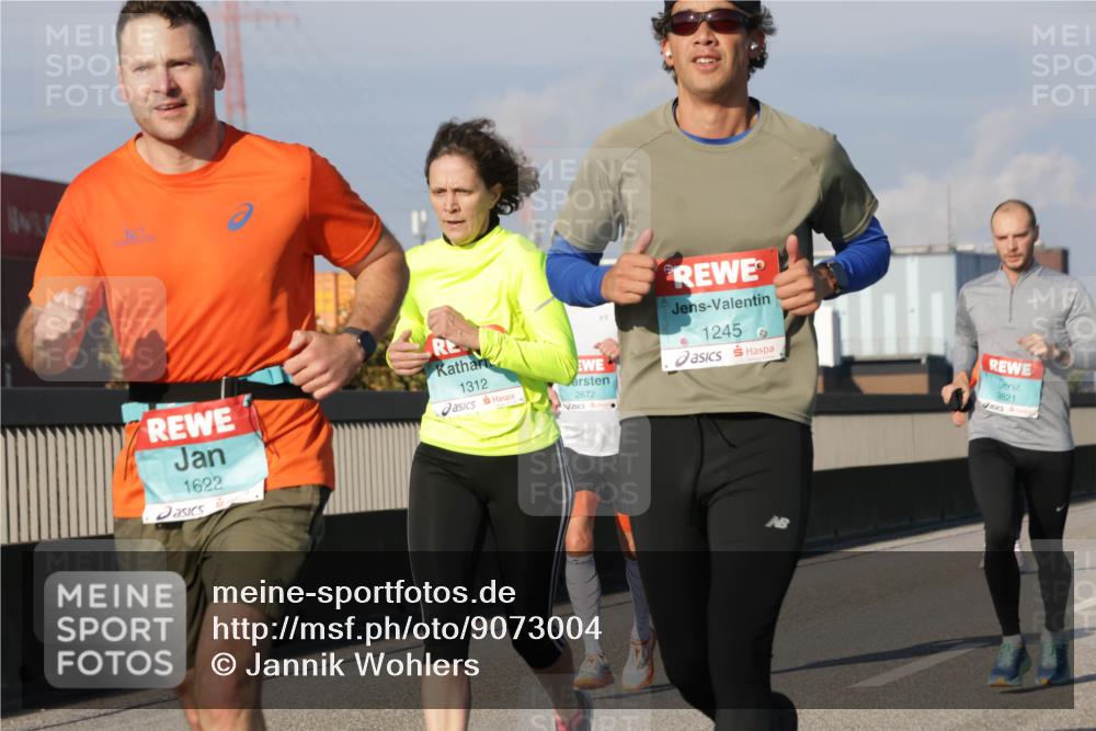 03.10.2025 - Köhlbrandbrückenlauf Jannik Wohlers http://msf.ph/oto/9073004 03.10.2025 09:50:20 Position 3 1622, 1312, 2672, 1245, 3821 meine-sportfotos.de