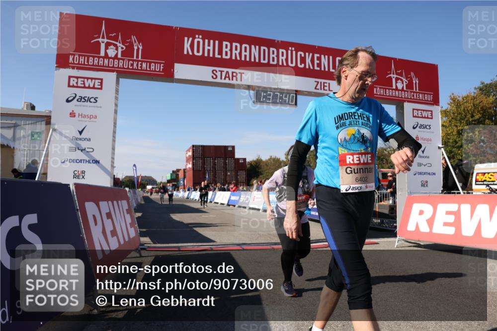 03.10.2025 - Köhlbrandbrückenlauf Lena Gebhardt http://msf.ph/oto/9073006 03.10.2025 13:37:40 Ziel 4611, 4863, 5201, 5384, 5550, 5551, 5756, 6133, 6402 meine-sportfotos.de