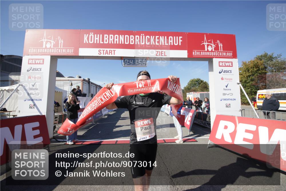 03.10.2025 - Köhlbrandbrückenlauf Jannik Wohlers http://msf.ph/oto/9073014 03.10.2025 12:41:58 Ziel 6099 meine-sportfotos.de