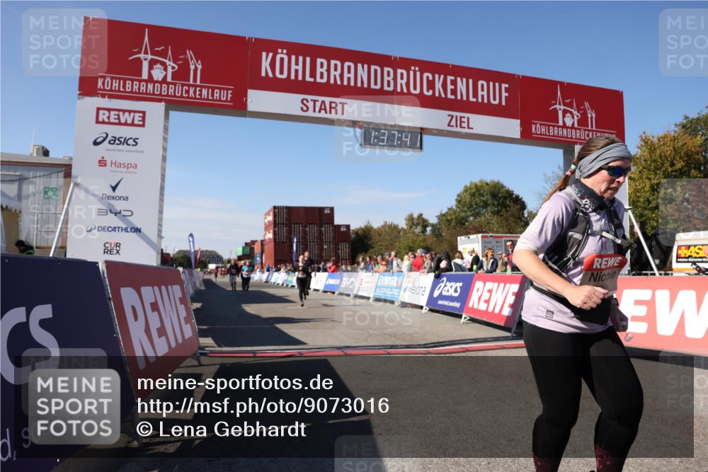 03.10.2025 - Köhlbrandbrückenlauf Lena Gebhardt http://msf.ph/oto/9073016 03.10.2025 13:37:41 Ziel 4611, 4863, 5201, 5384, 5550, 5551, 5756, 6133, 6402 meine-sportfotos.de