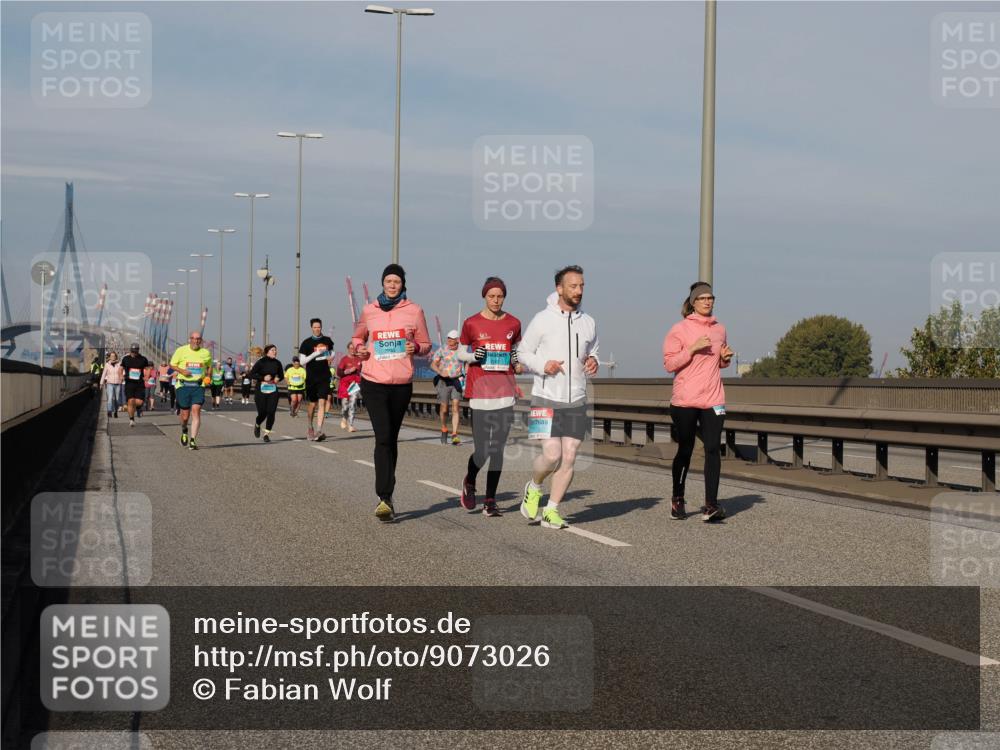03.10.2025 - Köhlbrandbrückenlauf Fabian Wolf http://msf.ph/oto/9073026 03.10.2025 10:13:46 Position 3  meine-sportfotos.de