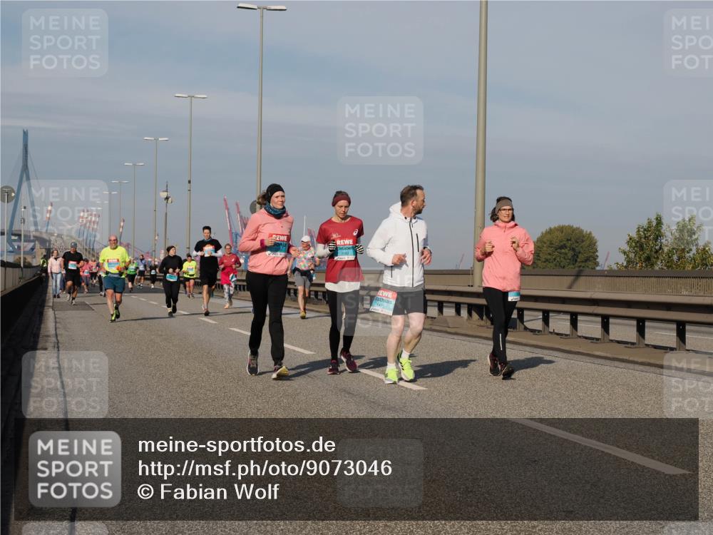 03.10.2025 - Köhlbrandbrückenlauf Fabian Wolf http://msf.ph/oto/9073046 03.10.2025 10:13:47 Position 3 2062, 1475 meine-sportfotos.de