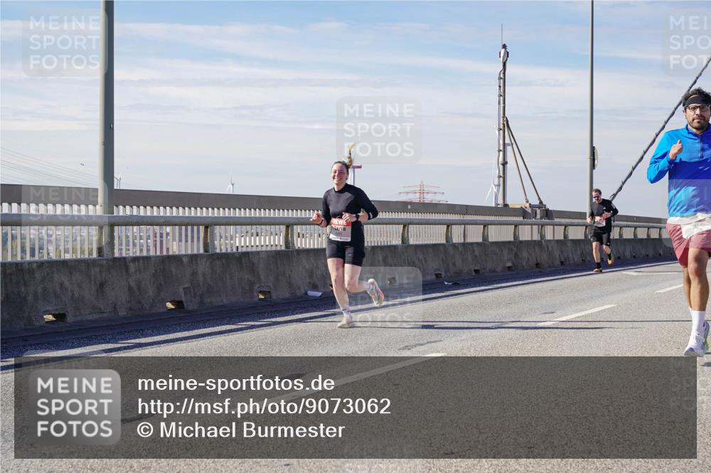 03.10.2025 - Köhlbrandbrückenlauf Michael Burmester http://msf.ph/oto/9073062 03.10.2025 12:38:28 Position 2  meine-sportfotos.de