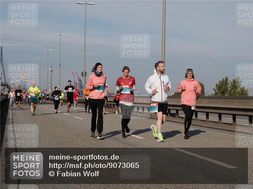 03.10.2025 - Köhlbrandbrückenlauf Fabian Wolf http://msf.ph/oto/9073065 03.10.2025 10:13:47 Position 3 2002, 1475 meine-sportfotos.de