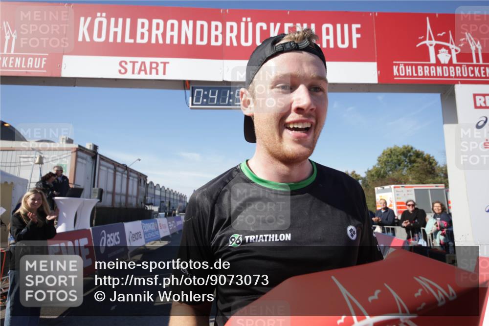 03.10.2025 - Köhlbrandbrückenlauf Jannik Wohlers http://msf.ph/oto/9073073 03.10.2025 12:41:58 Ziel 6099 meine-sportfotos.de