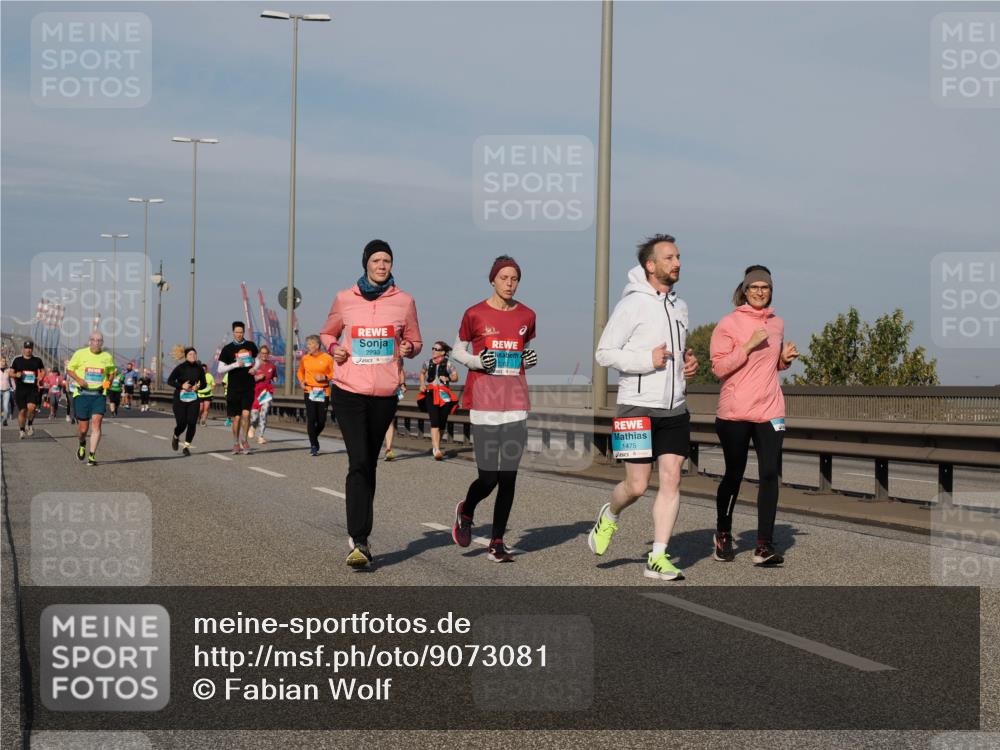 03.10.2025 - Köhlbrandbrückenlauf Fabian Wolf http://msf.ph/oto/9073081 03.10.2025 10:13:48 Position 3 2233, 1475 meine-sportfotos.de