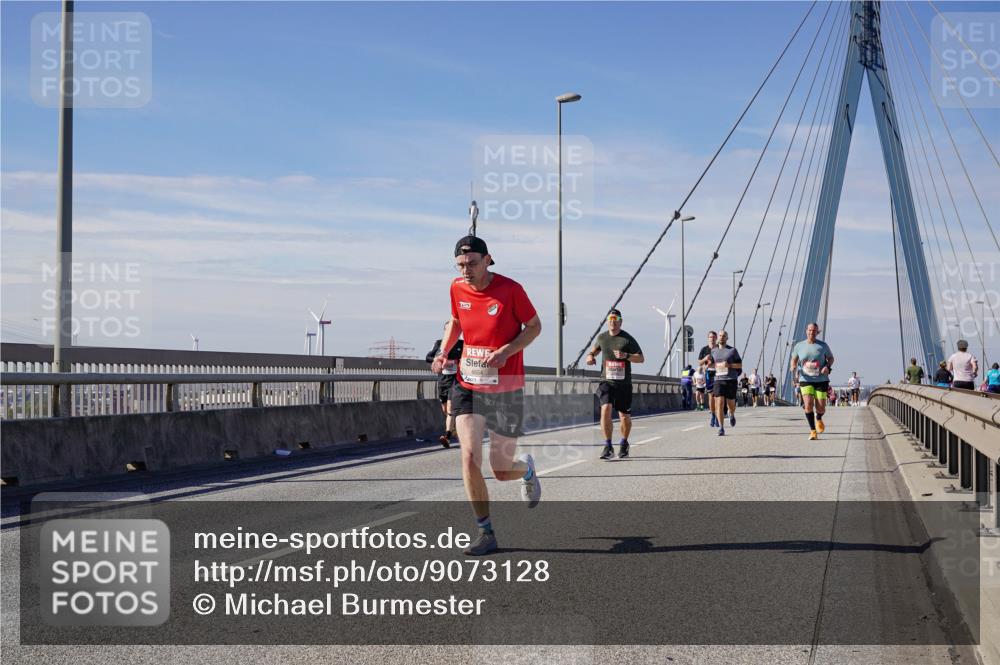 03.10.2025 - Köhlbrandbrückenlauf Michael Burmester http://msf.ph/oto/9073128 03.10.2025 12:38:31 Position 2 6654 meine-sportfotos.de