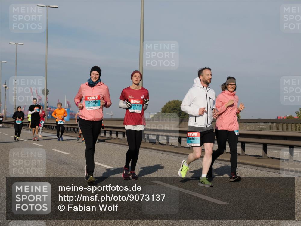 03.10.2025 - Köhlbrandbrückenlauf Fabian Wolf http://msf.ph/oto/9073137 03.10.2025 10:13:48 Position 3 2233, 2062, 1475 meine-sportfotos.de