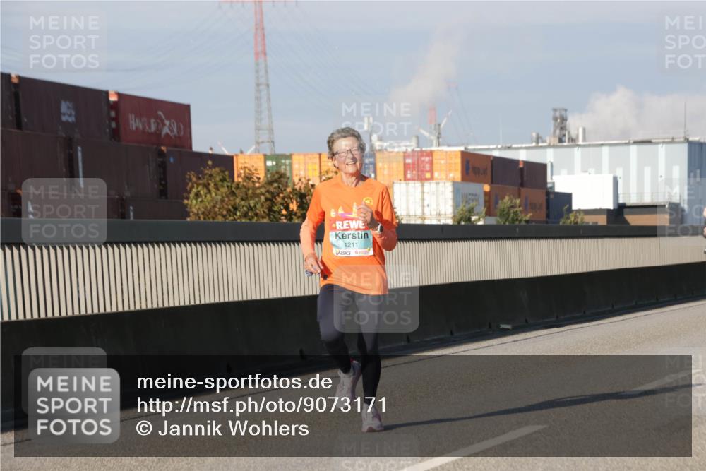 03.10.2025 - Köhlbrandbrückenlauf Jannik Wohlers http://msf.ph/oto/9073171 03.10.2025 09:50:25 Position 3 1211 meine-sportfotos.de