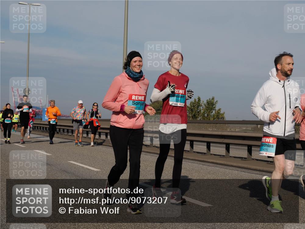 03.10.2025 - Köhlbrandbrückenlauf Fabian Wolf http://msf.ph/oto/9073207 03.10.2025 10:13:50 Position 3 233, 2062, 1475 meine-sportfotos.de