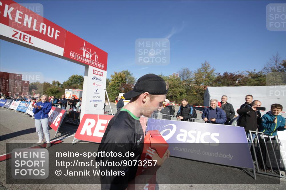 03.10.2025 - Köhlbrandbrückenlauf Jannik Wohlers http://msf.ph/oto/9073257 03.10.2025 12:41:59 Ziel 6099 meine-sportfotos.de