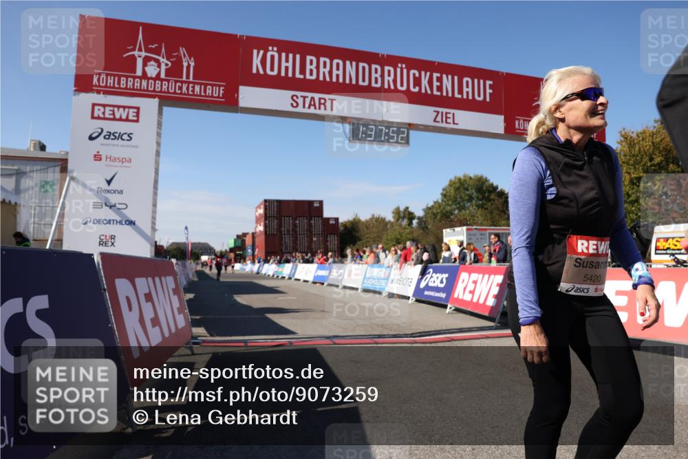 03.10.2025 - Köhlbrandbrückenlauf Lena Gebhardt http://msf.ph/oto/9073259 03.10.2025 13:37:53 Ziel 4014, 5305, 5420, 6295 meine-sportfotos.de