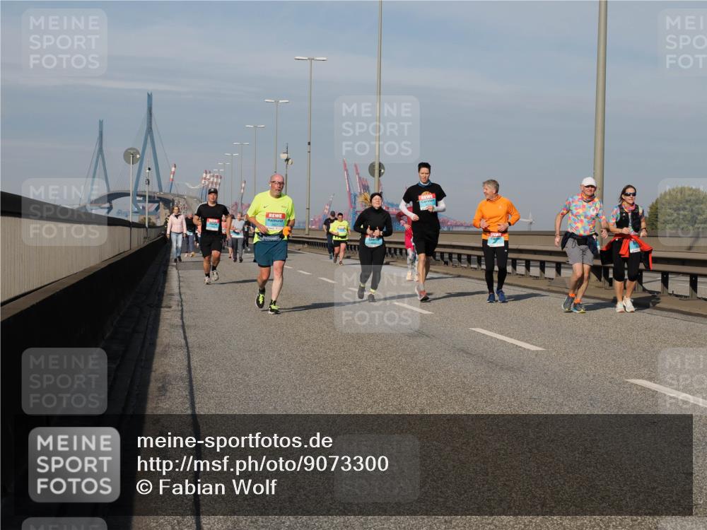 03.10.2025 - Köhlbrandbrückenlauf Fabian Wolf http://msf.ph/oto/9073300 03.10.2025 10:13:52 Position 3  meine-sportfotos.de