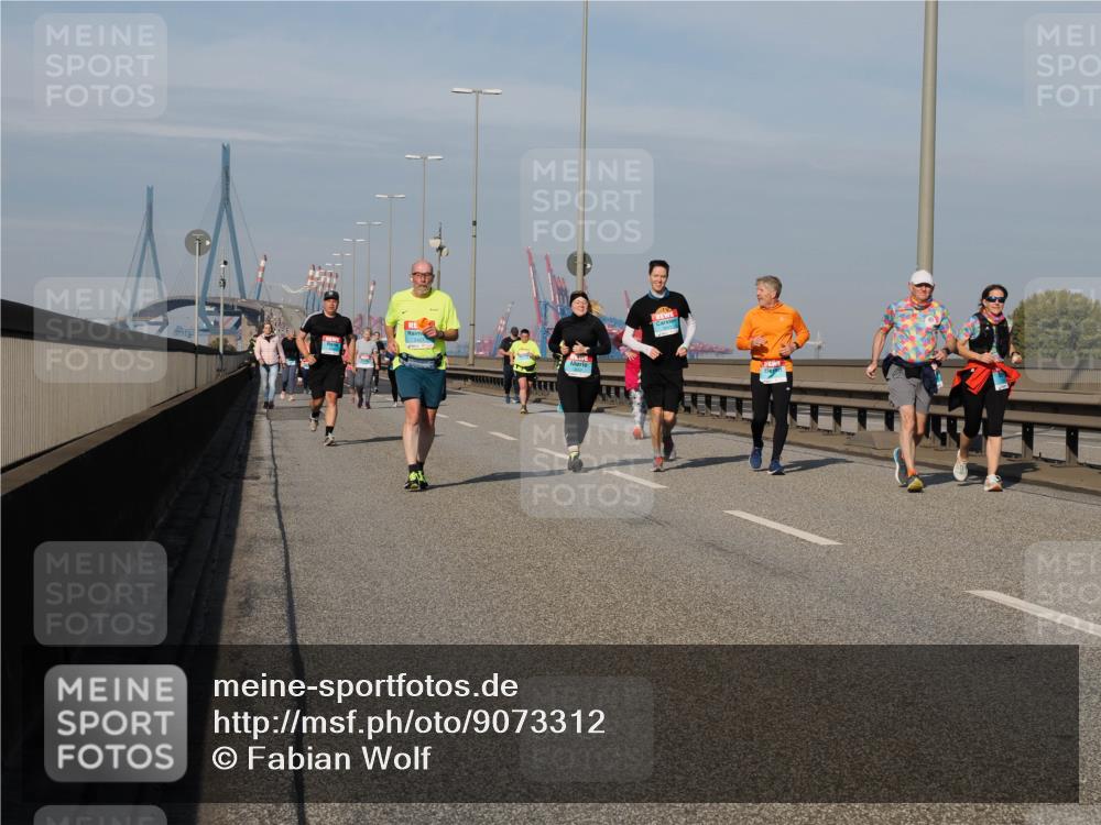 03.10.2025 - Köhlbrandbrückenlauf Fabian Wolf http://msf.ph/oto/9073312 03.10.2025 10:13:52 Position 3  meine-sportfotos.de