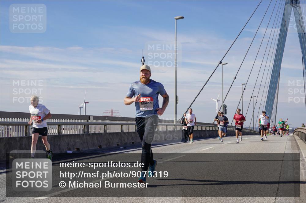 03.10.2025 - Köhlbrandbrückenlauf Michael Burmester http://msf.ph/oto/9073319 03.10.2025 12:38:42 Position 2 4234 meine-sportfotos.de