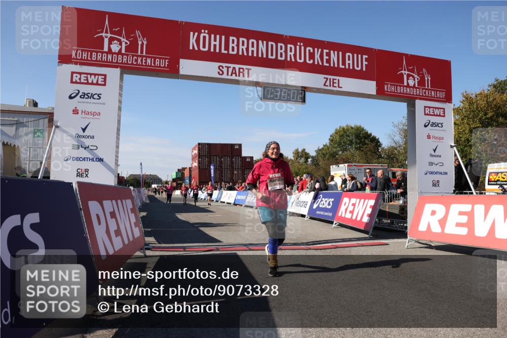 03.10.2025 - Köhlbrandbrückenlauf Lena Gebhardt http://msf.ph/oto/9073328 03.10.2025 13:38:03 Ziel 5188, 5343, 5409, 5632, 6515 meine-sportfotos.de