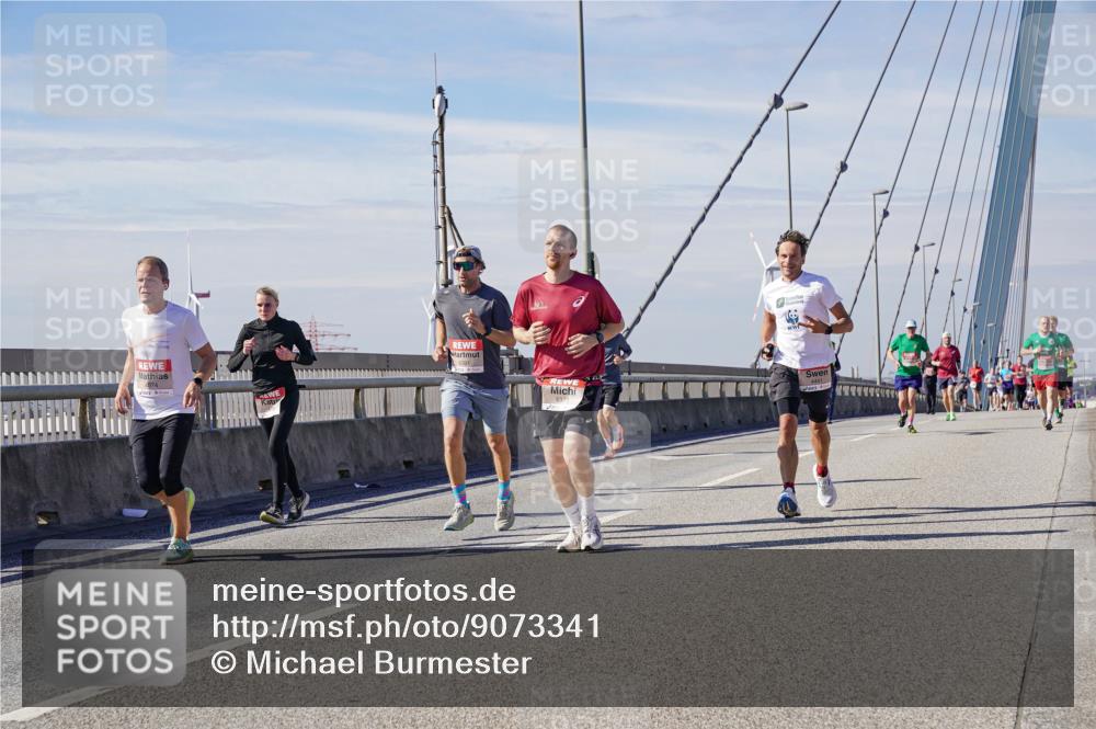 03.10.2025 - Köhlbrandbrückenlauf Michael Burmester http://msf.ph/oto/9073341 03.10.2025 12:38:47 Position 2 4441 meine-sportfotos.de