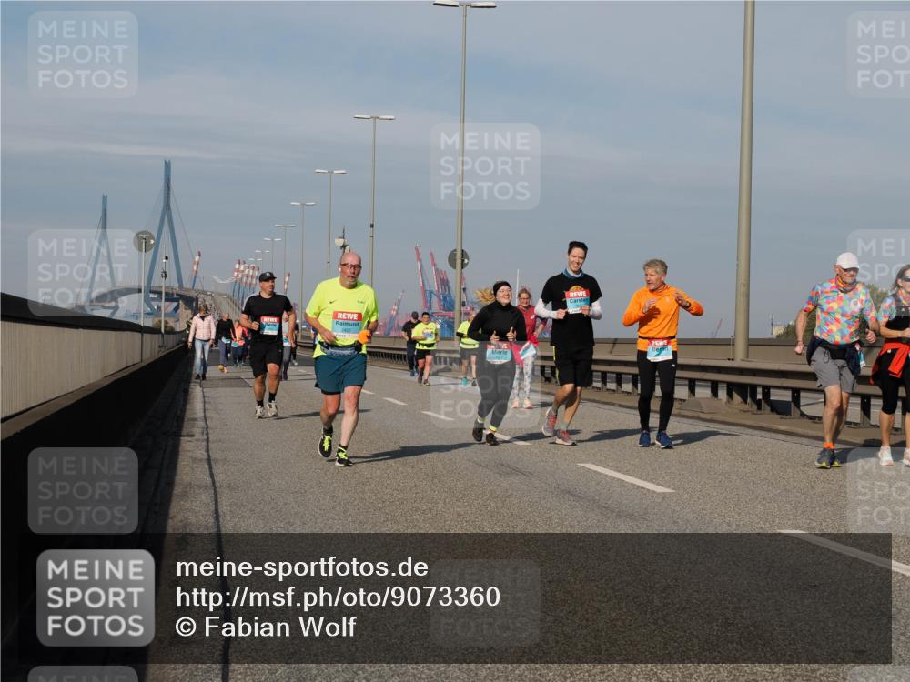 03.10.2025 - Köhlbrandbrückenlauf Fabian Wolf http://msf.ph/oto/9073360 03.10.2025 10:13:54 Position 3  meine-sportfotos.de