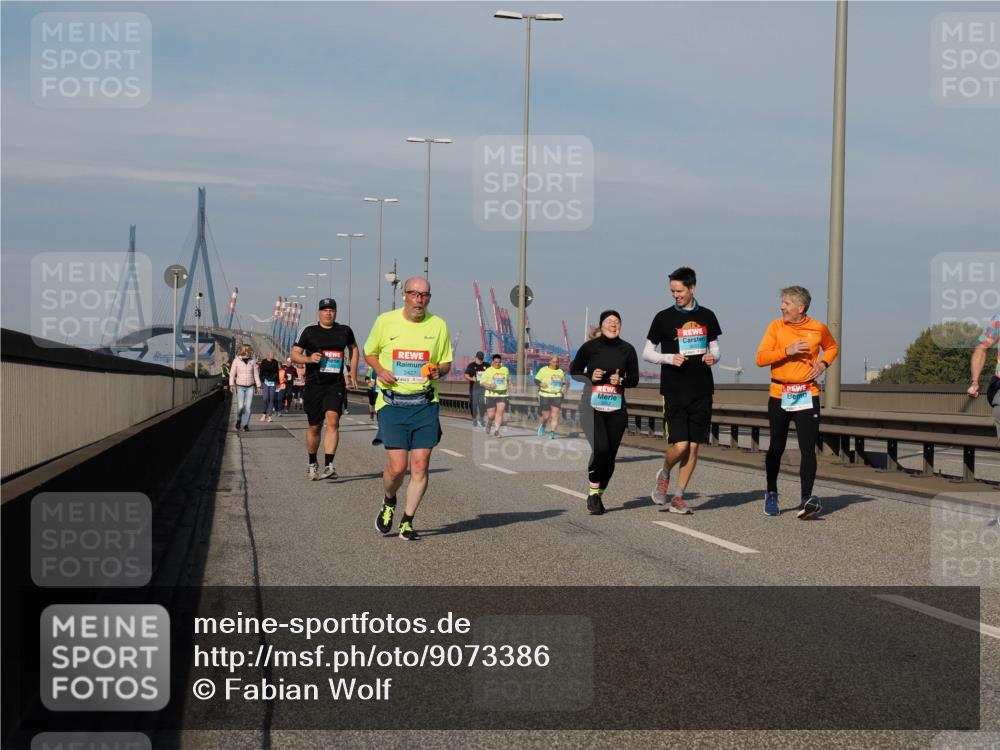 03.10.2025 - Köhlbrandbrückenlauf Fabian Wolf http://msf.ph/oto/9073386 03.10.2025 10:13:54 Position 3 2427 meine-sportfotos.de