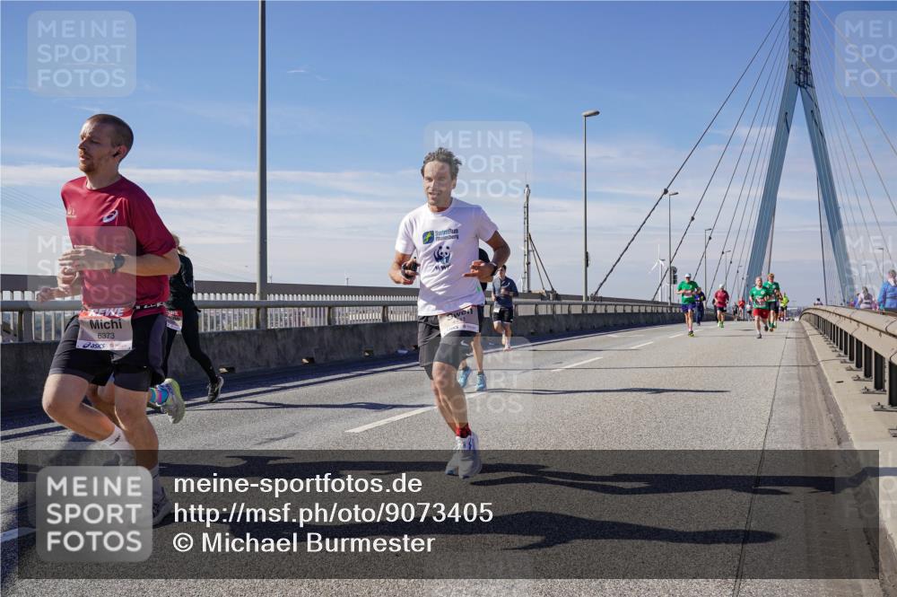 03.10.2025 - Köhlbrandbrückenlauf Michael Burmester http://msf.ph/oto/9073405 03.10.2025 12:38:49 Position 2 6373 meine-sportfotos.de