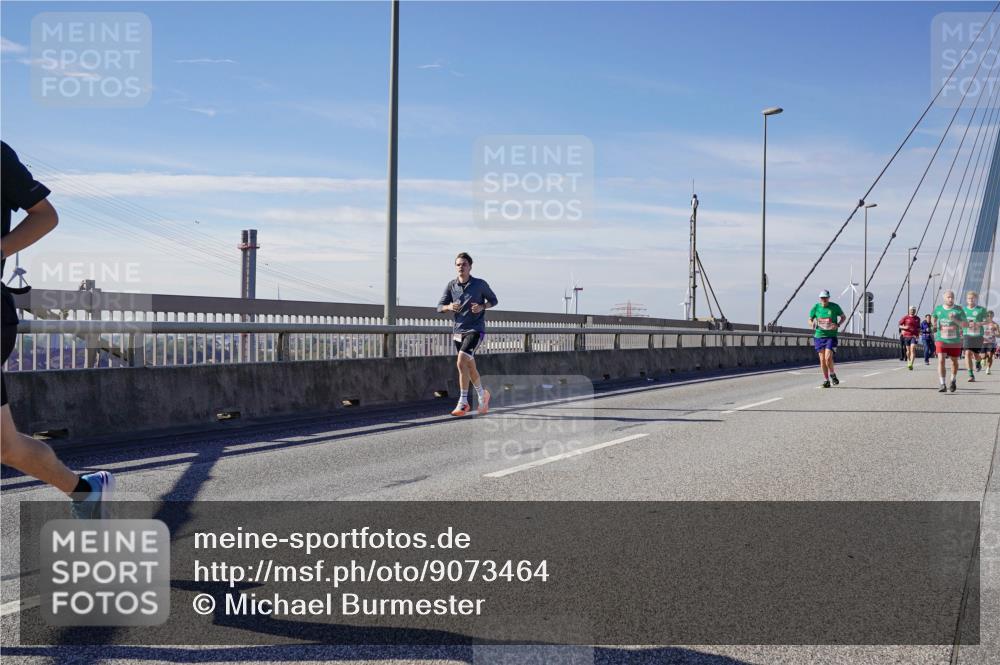 03.10.2025 - Köhlbrandbrückenlauf Michael Burmester http://msf.ph/oto/9073464 03.10.2025 12:38:51 Position 2  meine-sportfotos.de