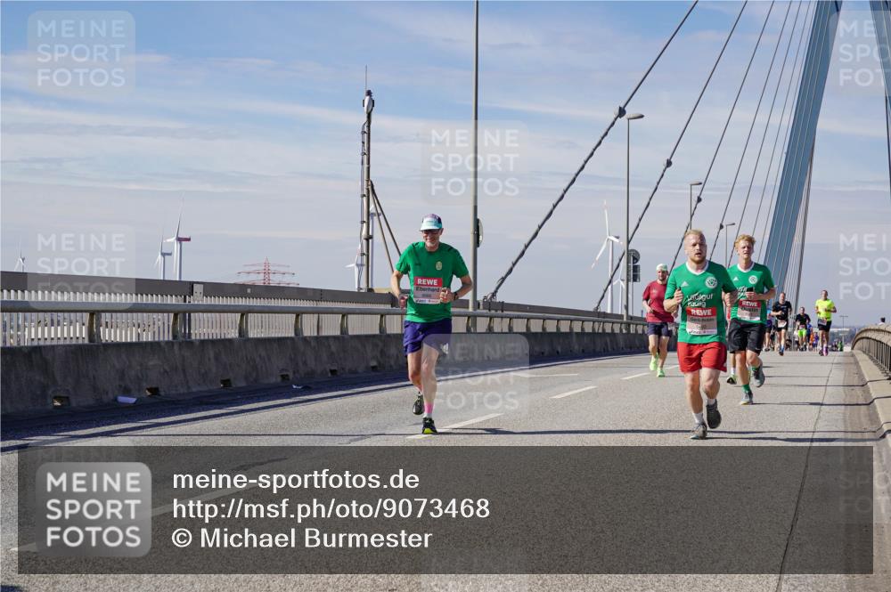 03.10.2025 - Köhlbrandbrückenlauf Michael Burmester http://msf.ph/oto/9073468 03.10.2025 12:38:53 Position 2  meine-sportfotos.de
