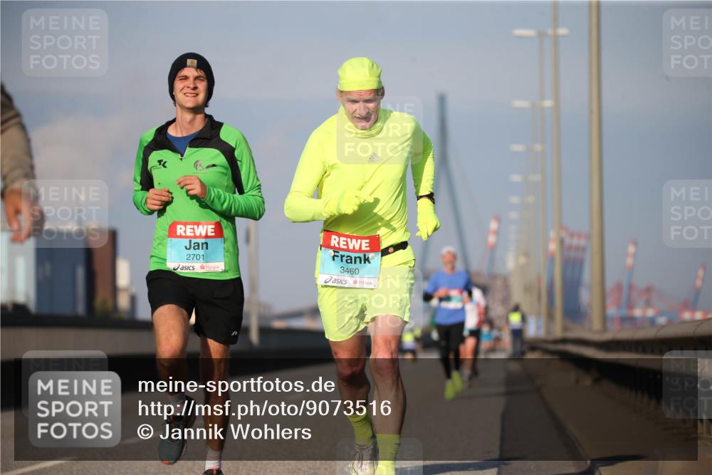 03.10.2025 - Köhlbrandbrückenlauf Jannik Wohlers http://msf.ph/oto/9073516 03.10.2025 09:39:36 Position 3 2701, 3460 meine-sportfotos.de