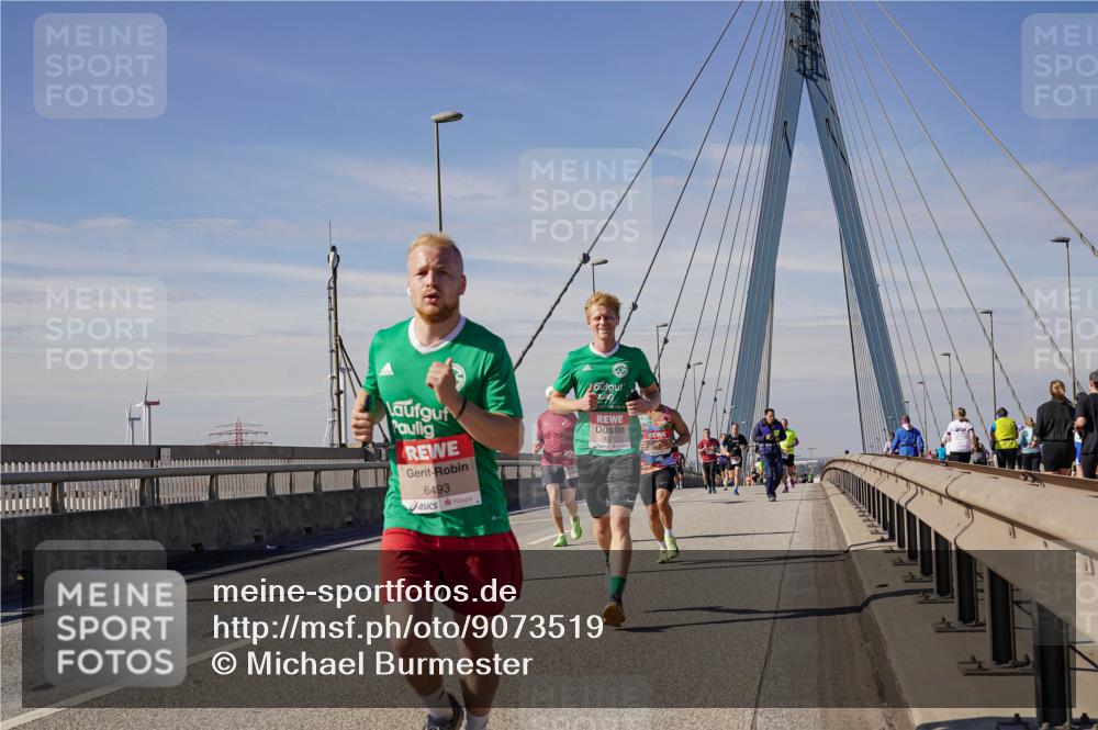 03.10.2025 - Köhlbrandbrückenlauf Michael Burmester http://msf.ph/oto/9073519 03.10.2025 12:38:55 Position 2 6493 meine-sportfotos.de