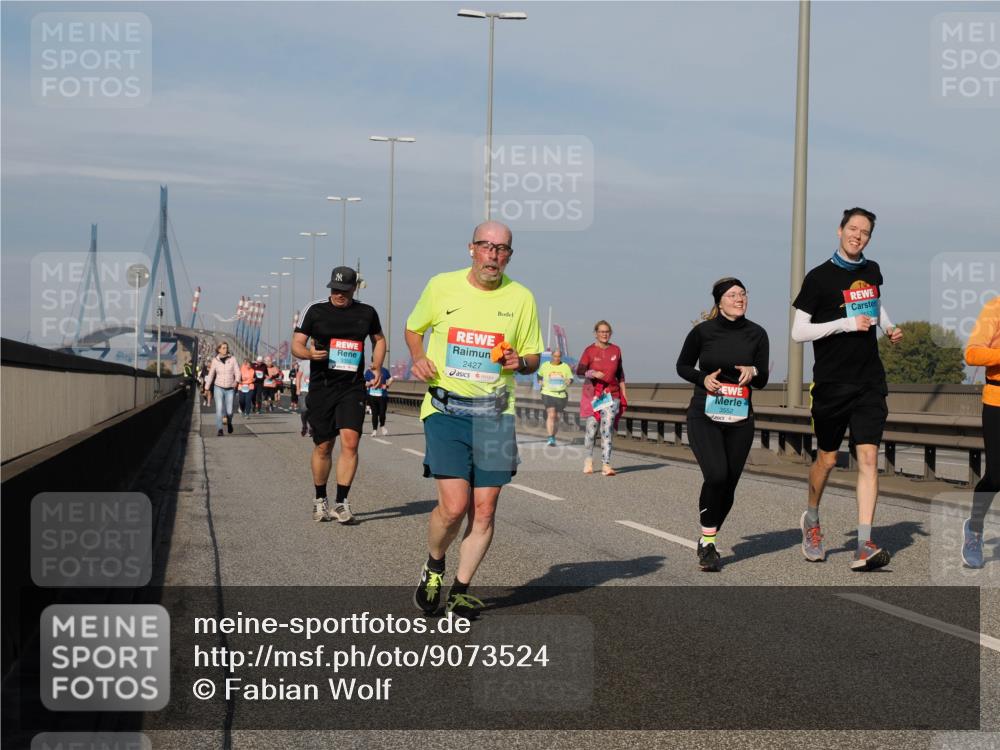 03.10.2025 - Köhlbrandbrückenlauf Fabian Wolf http://msf.ph/oto/9073524 03.10.2025 10:13:56 Position 3 3355, 2427, 3552 meine-sportfotos.de