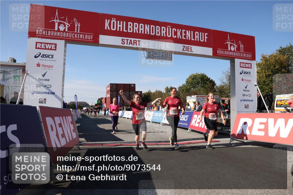 03.10.2025 - Köhlbrandbrückenlauf Lena Gebhardt http://msf.ph/oto/9073544 03.10.2025 13:38:09 Ziel 5188, 5343, 5409, 5632, 6515 meine-sportfotos.de