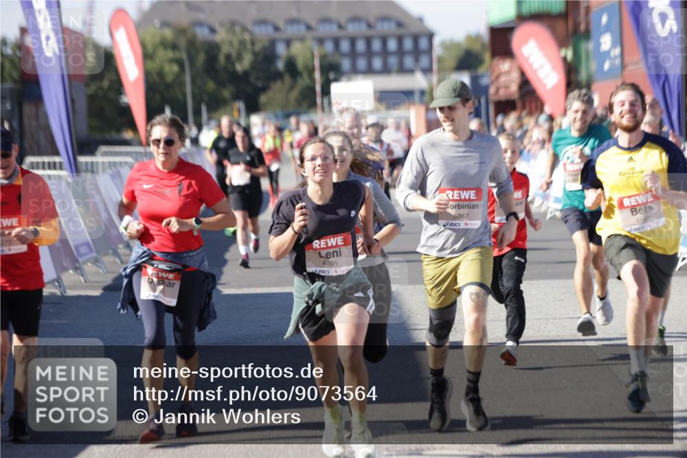 03.10.2025 - Köhlbrandbrückenlauf Jannik Wohlers http://msf.ph/oto/9073564 03.10.2025 13:15:57 Ziel 4374, 4495, 4548, 4677, 4805, 4833, 5022, 5023, 5217, 5801, 5867, 5868, 5879, 6270, 6271, 6301, 6445, 6507, 6536 meine-sportfotos.de