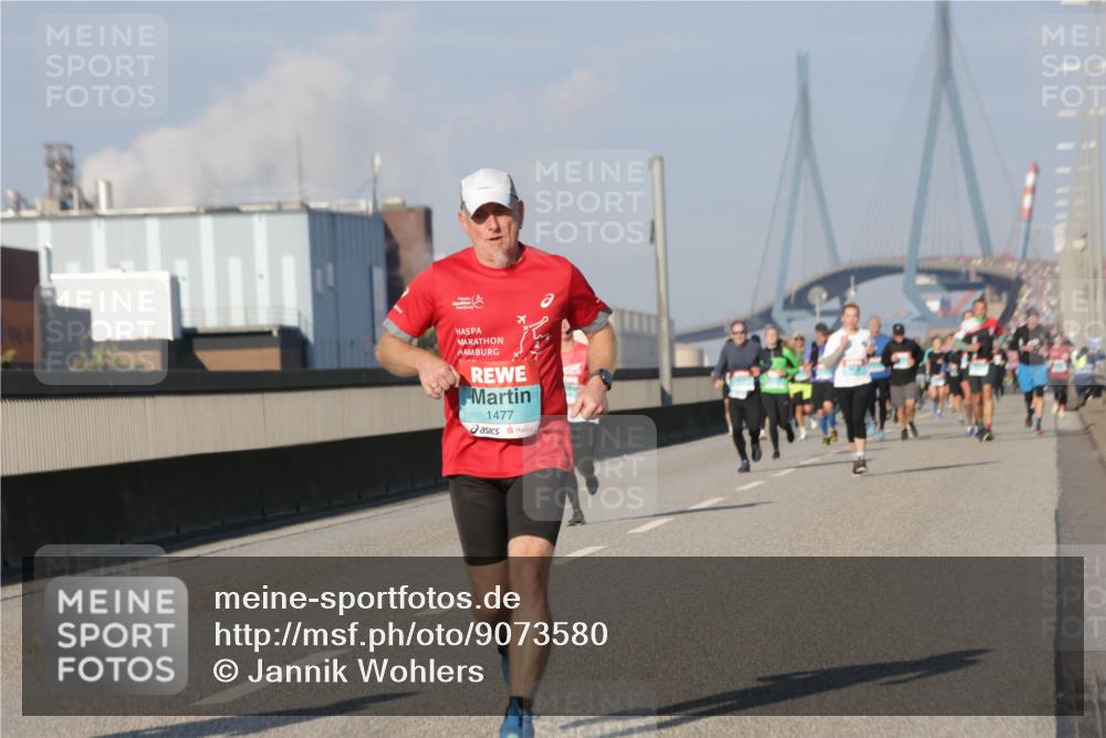 03.10.2025 - Köhlbrandbrückenlauf Jannik Wohlers http://msf.ph/oto/9073580 03.10.2025 09:50:35 Position 3 1477 meine-sportfotos.de