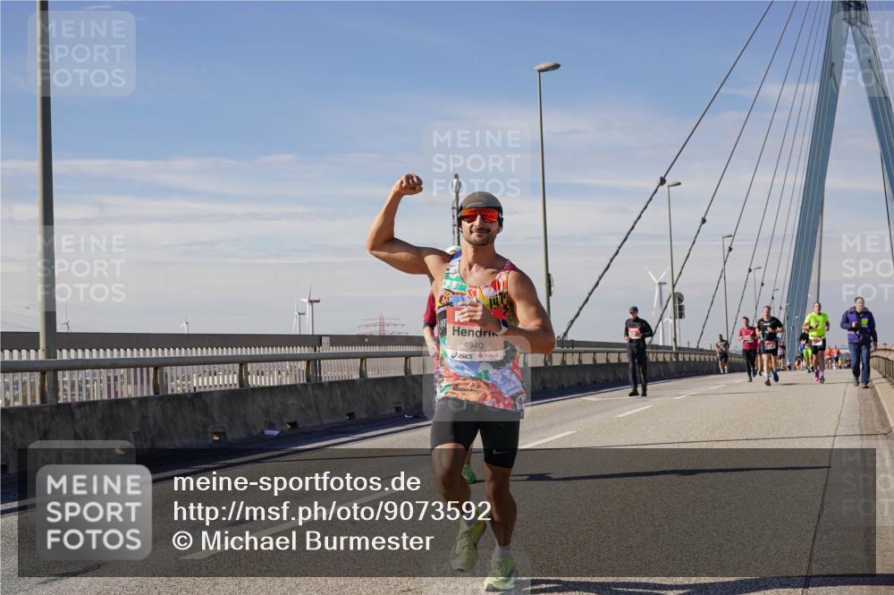 03.10.2025 - Köhlbrandbrückenlauf Michael Burmester http://msf.ph/oto/9073592 03.10.2025 12:38:57 Position 2 4940 meine-sportfotos.de