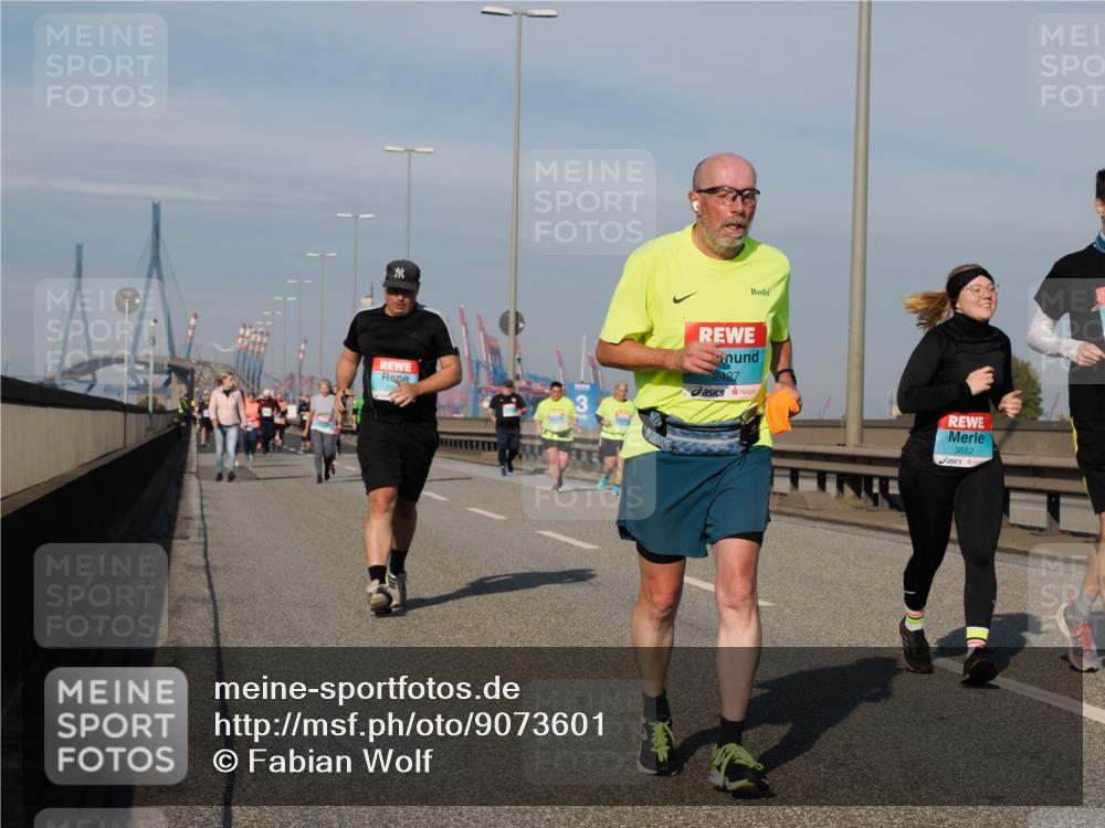 03.10.2025 - Köhlbrandbrückenlauf Fabian Wolf http://msf.ph/oto/9073601 03.10.2025 10:13:58 Position 3 2427, 3552 meine-sportfotos.de