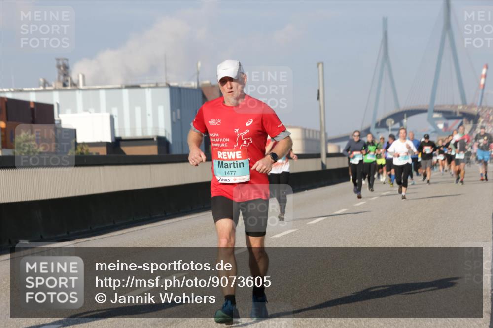 03.10.2025 - Köhlbrandbrückenlauf Jannik Wohlers http://msf.ph/oto/9073605 03.10.2025 09:50:35 Position 3 1477 meine-sportfotos.de