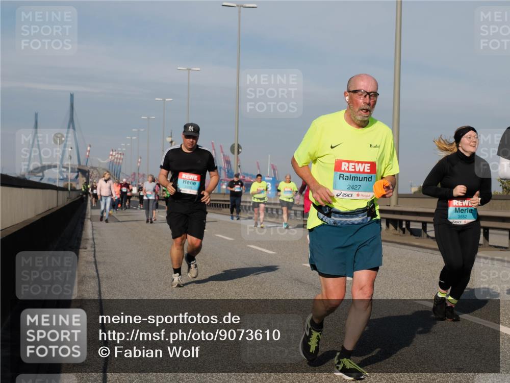 03.10.2025 - Köhlbrandbrückenlauf Fabian Wolf http://msf.ph/oto/9073610 03.10.2025 10:13:58 Position 3 3355, 2427, 3552 meine-sportfotos.de