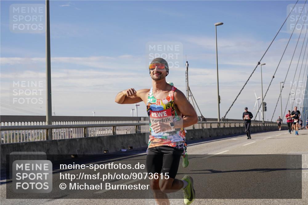 03.10.2025 - Köhlbrandbrückenlauf Michael Burmester http://msf.ph/oto/9073615 03.10.2025 12:38:58 Position 2  meine-sportfotos.de